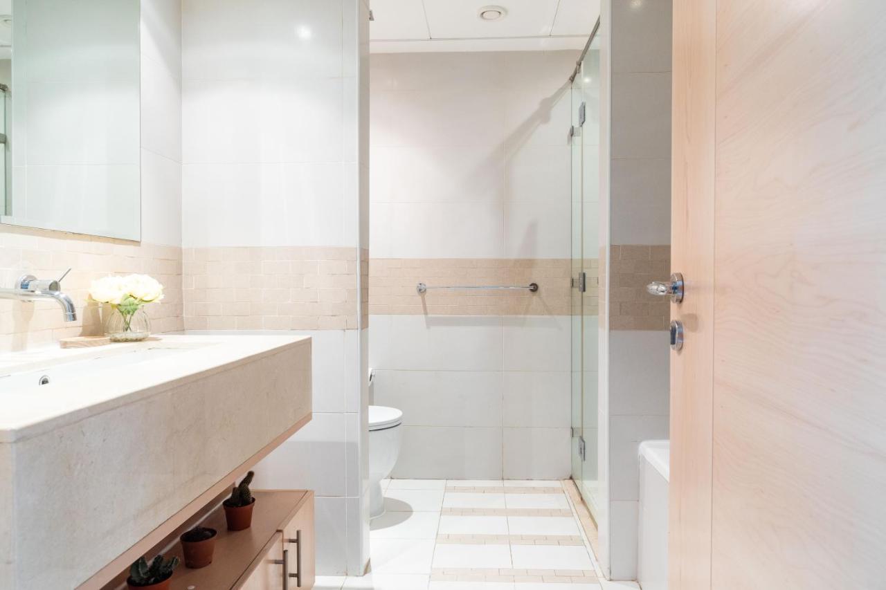 Nasma Luxury Stays - Pastel-Colored Apt With Jaw-Dropping Marina Views Dubai Exterior foto